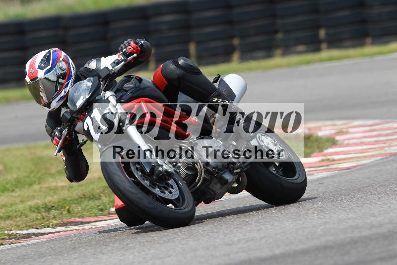 Archiv-2022/13 25.04.2022 Plüss Moto Sport ADR/Freies Fahren/21